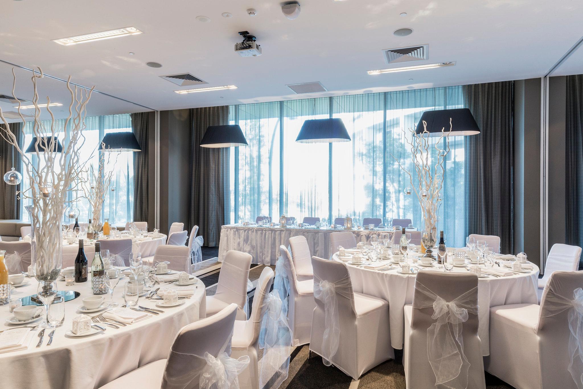 Fraser Suites Perth Exteriör bild The Riverbank Suite